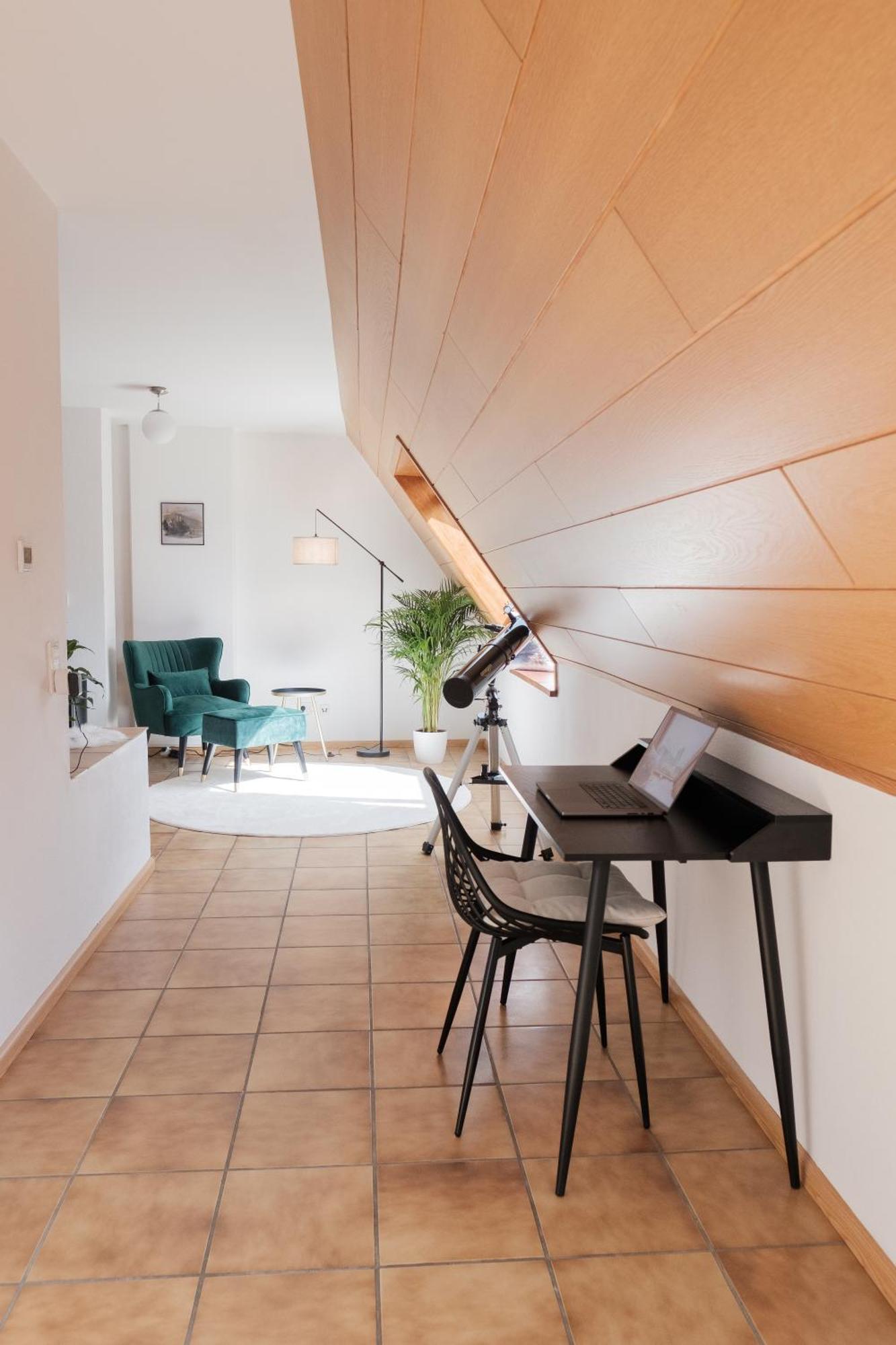 Neu Deluxe Suite Muensterblick, Maisonette, Kingsize Bett, Kueche, Netflix, Aussicht, E-Kamin Bad Sackingen Luaran gambar