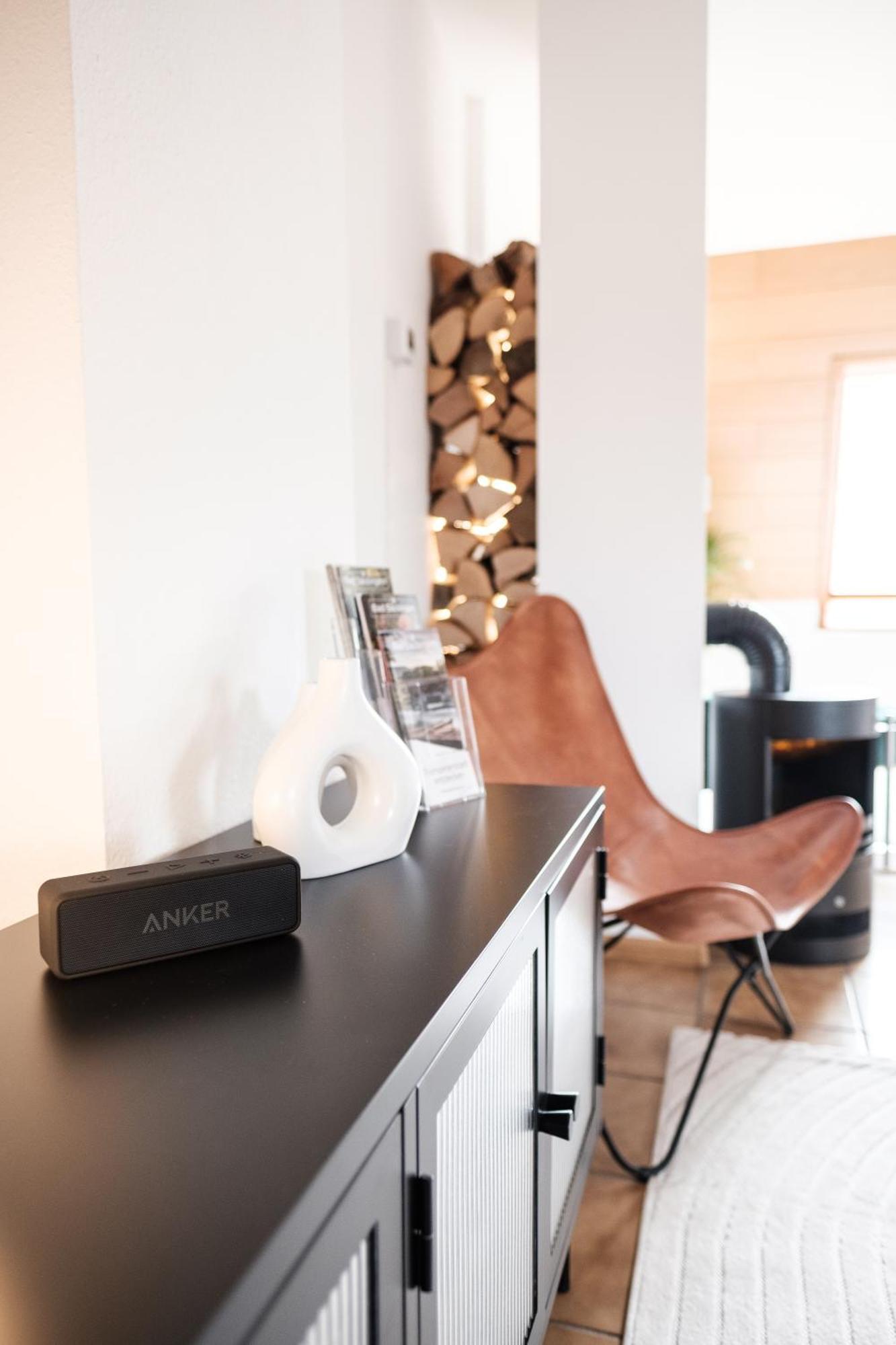 Neu Deluxe Suite Muensterblick, Maisonette, Kingsize Bett, Kueche, Netflix, Aussicht, E-Kamin Bad Sackingen Luaran gambar